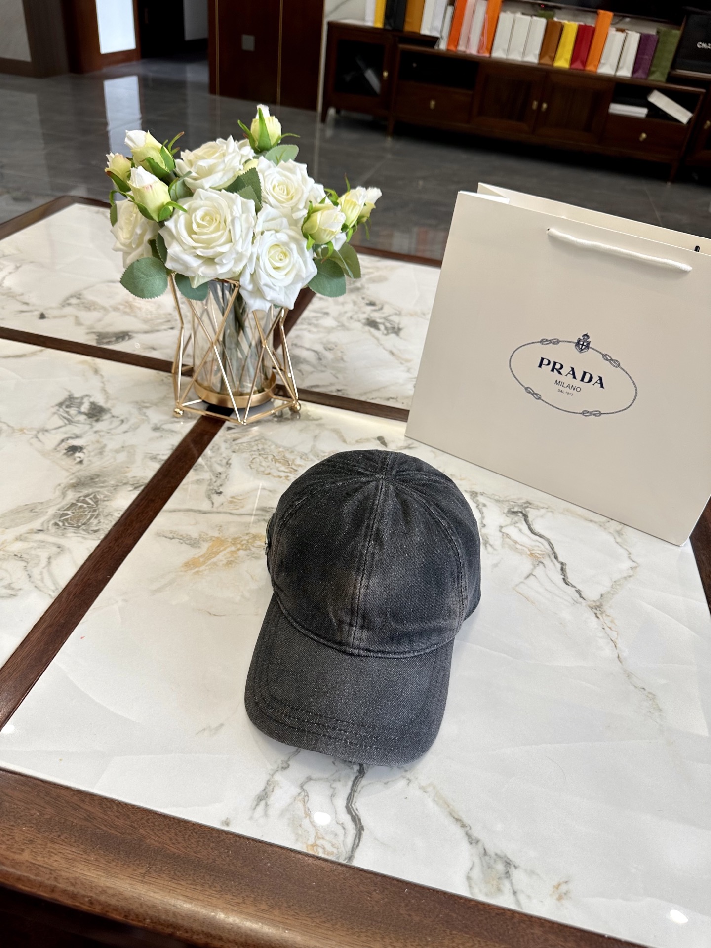 prada hat model 30